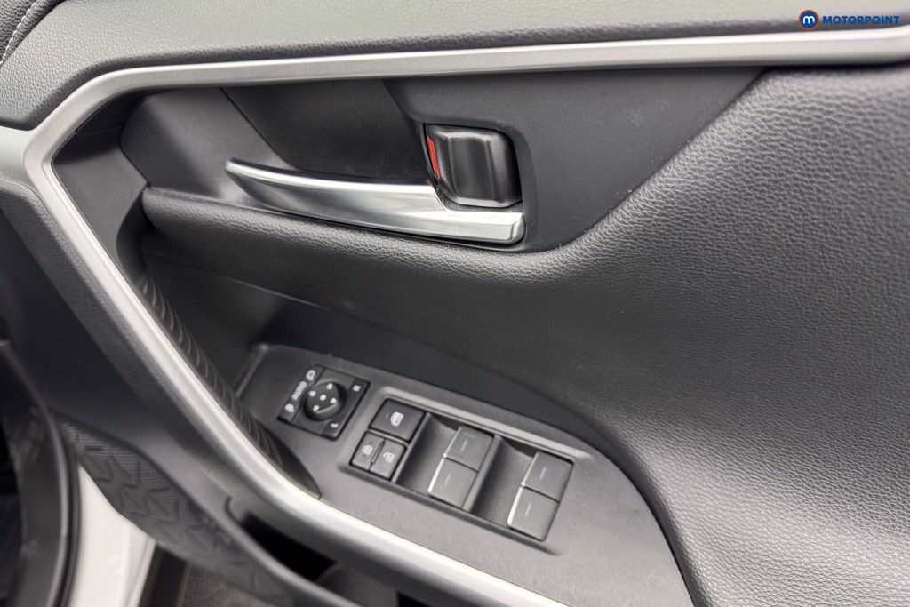 Toyota Rav4 Design Automatic Petrol-Electric Hybrid SUV - Stock Number (1565835) - 23rd supplementary image