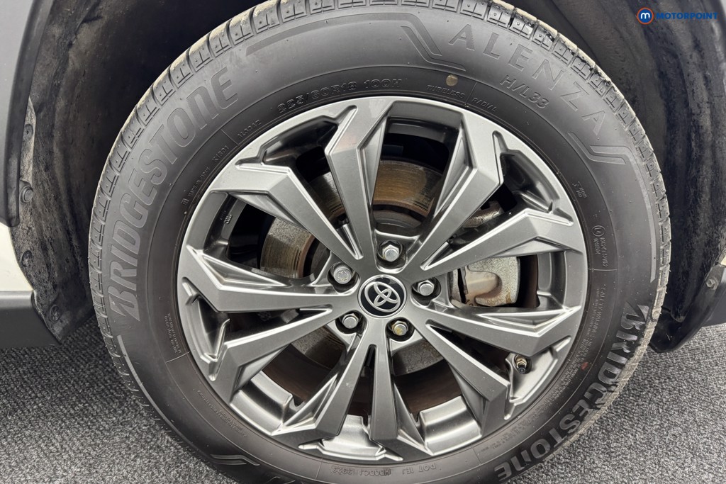 Toyota Rav4 Design Automatic Petrol-Electric Hybrid SUV - Stock Number (1565835) - 35th supplementary image