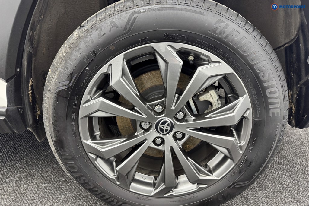 Toyota Rav4 Design Automatic Petrol-Electric Hybrid SUV - Stock Number (1565835) - 37th supplementary image