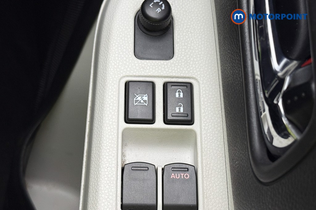 Suzuki Ignis Sz-T Automatic Petrol SUV - Stock Number (1570853) - 33rd supplementary image