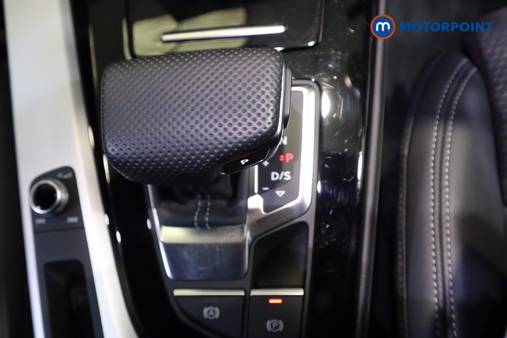 Audi A4 S Line Automatic Diesel Estate - Stock Number (1571944) - 5th supplementary image