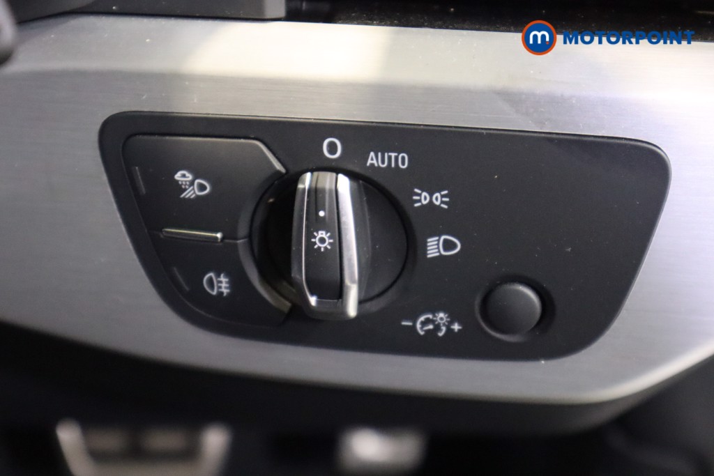 Audi A4 S Line Automatic Diesel Estate - Stock Number (1571944) - 16th supplementary image