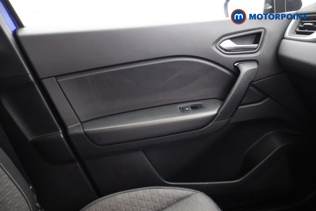 Renault Captur Iconic Edition Manual Petrol SUV - Stock Number (1574752) - 20th supplementary image
