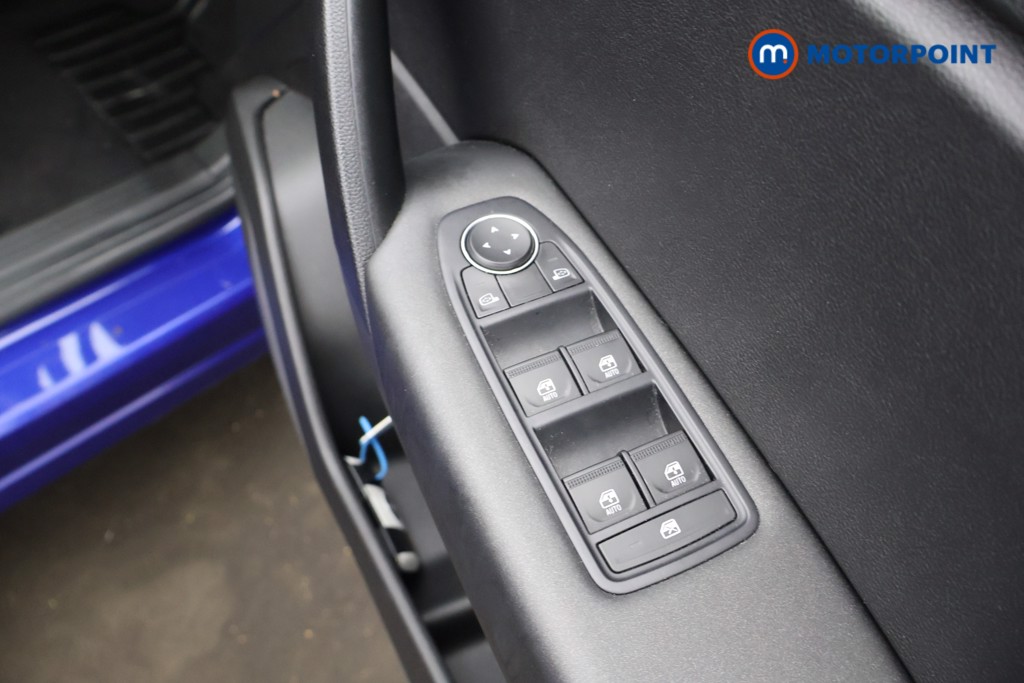 Renault Captur Iconic Edition Manual Petrol SUV - Stock Number (1574752) - 21st supplementary image