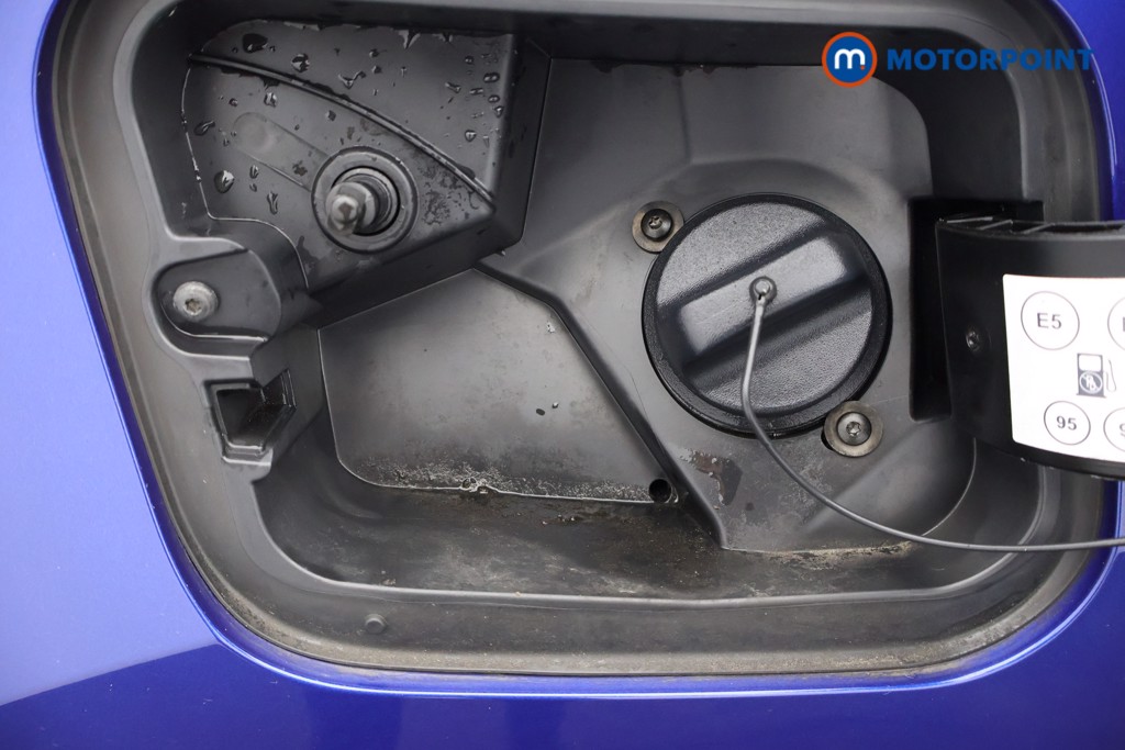 Renault Captur Iconic Edition Manual Petrol SUV - Stock Number (1574752) - 28th supplementary image