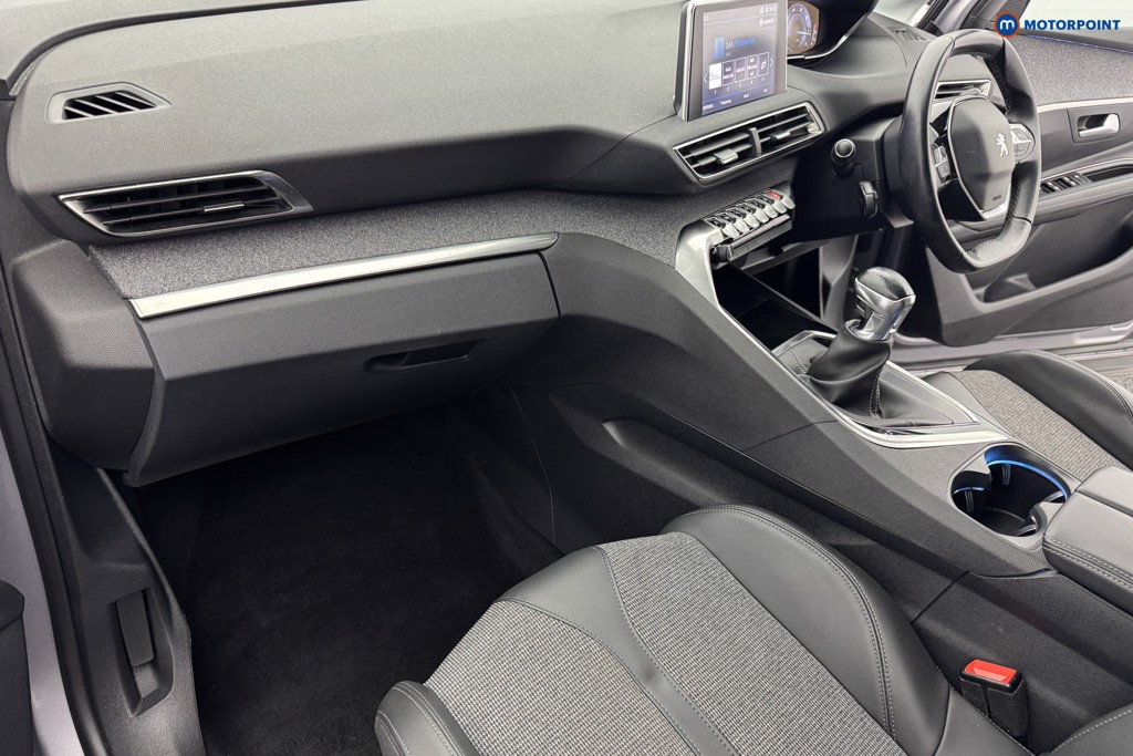 Peugeot 3008 Allure Manual Diesel SUV - Stock Number (1575114) - 8th supplementary image