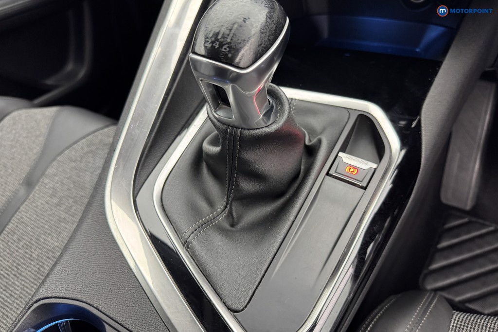 Peugeot 3008 Allure Manual Diesel SUV - Stock Number (1575114) - 15th supplementary image
