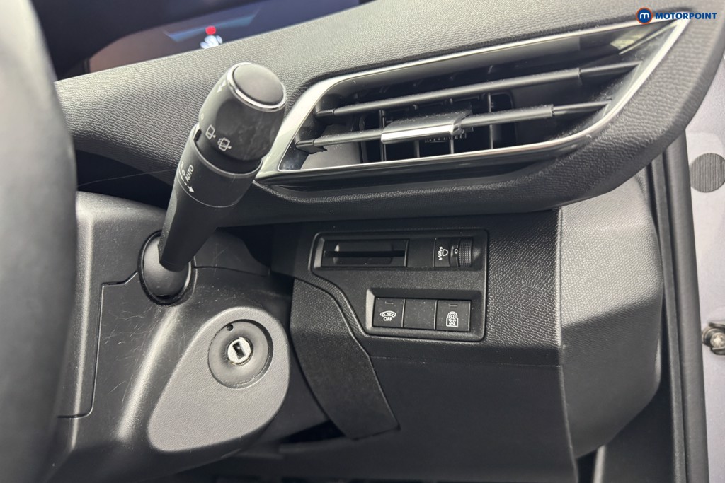 Peugeot 3008 Allure Manual Diesel SUV - Stock Number (1575114) - 21st supplementary image