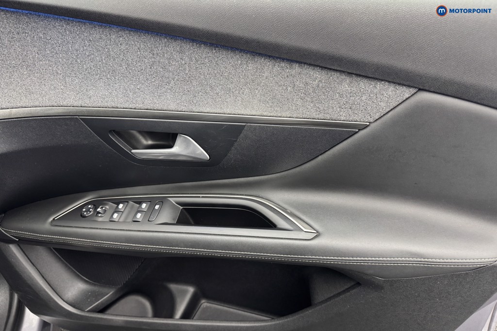 Peugeot 3008 Allure Manual Diesel SUV - Stock Number (1575114) - 22nd supplementary image