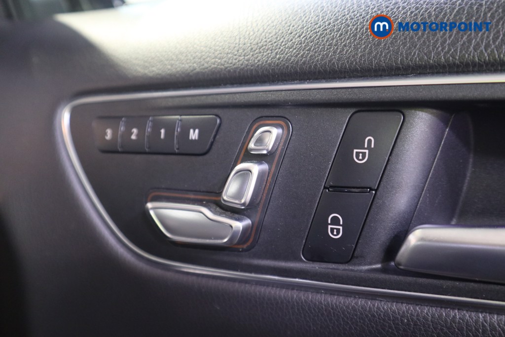 Mercedes-Benz B Class Amg Line Automatic Diesel Hatchback - Stock Number (1576229) - 12th supplementary image