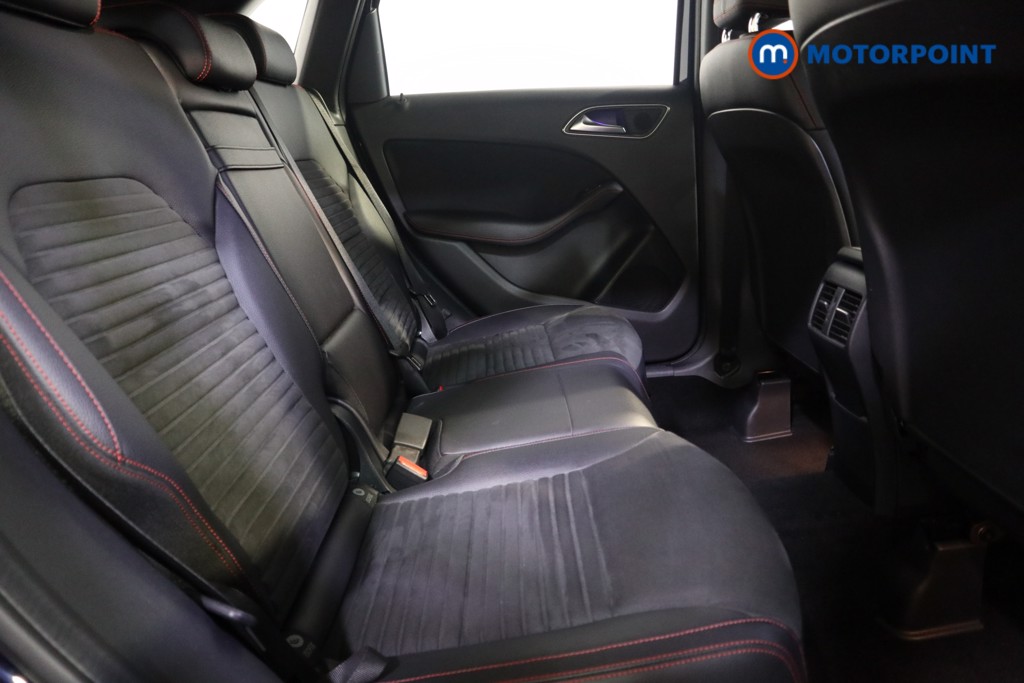 Mercedes-Benz B Class Amg Line Automatic Diesel Hatchback - Stock Number (1576229) - 16th supplementary image