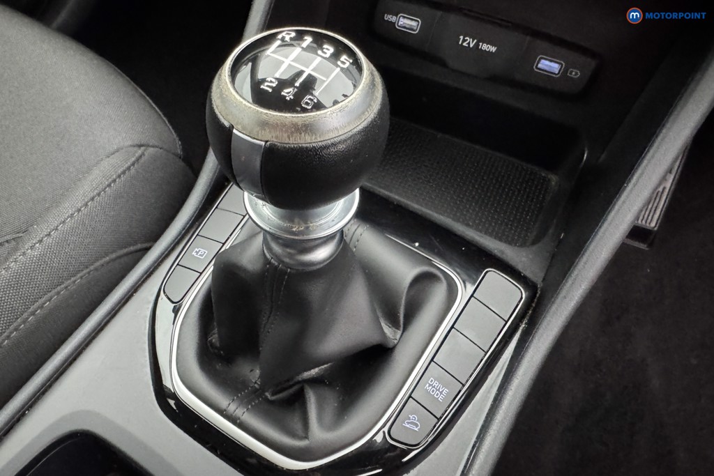 Hyundai Tucson Se Connect Manual Petrol SUV - Stock Number (1577126) - 15th supplementary image