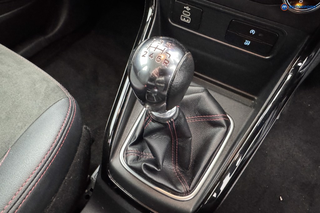 Ford Ecosport St-Line Manual Petrol SUV - Stock Number (1578472) - 16th supplementary image