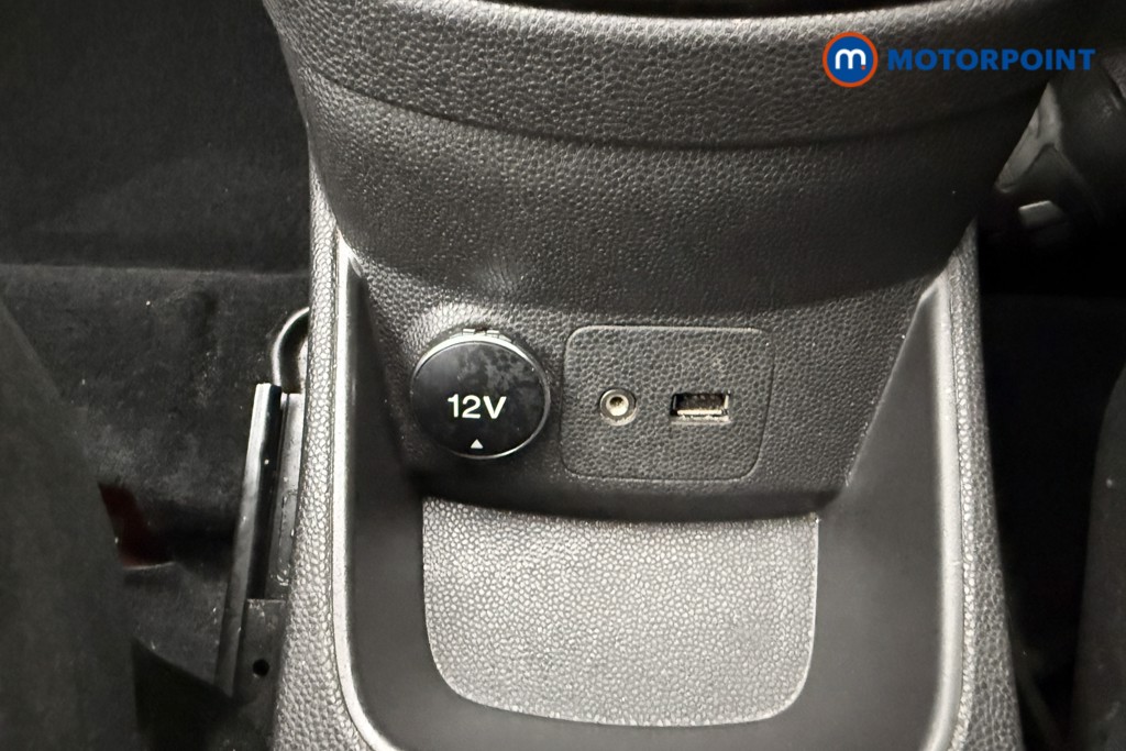 Ford Fiesta Zetec Manual Diesel Hatchback - Stock Number (1579324) - 10th supplementary image