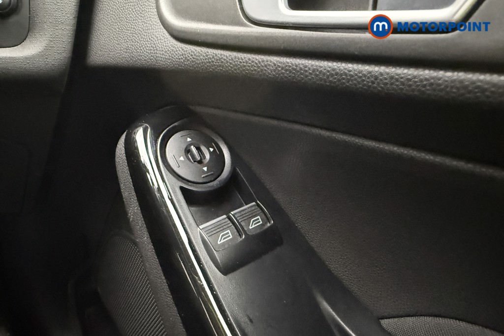 Ford Fiesta Zetec Manual Diesel Hatchback - Stock Number (1579324) - 11th supplementary image
