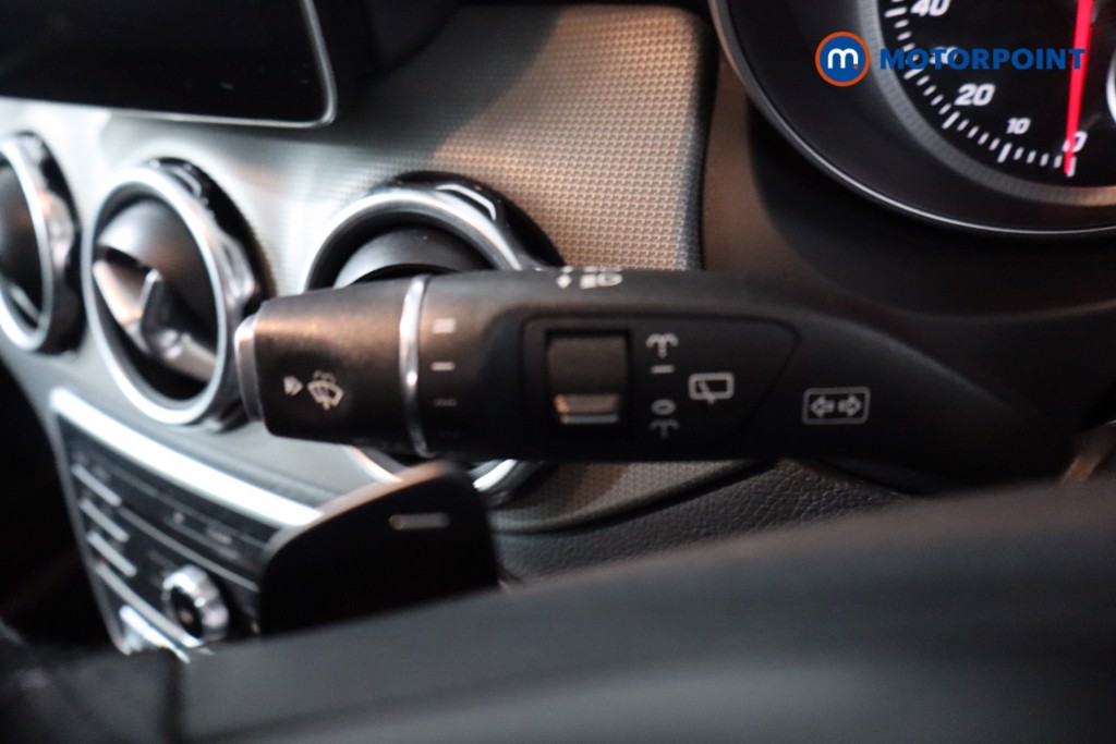 Mercedes-Benz GLA Urban Edition Automatic Petrol SUV - Stock Number (1579467) - 16th supplementary image
