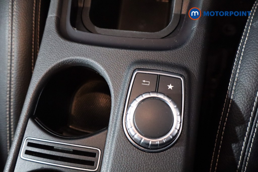 Mercedes-Benz GLA Urban Edition Automatic Petrol SUV - Stock Number (1579467) - 19th supplementary image