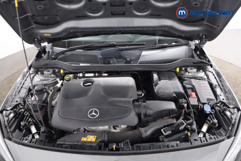 Mercedes-Benz GLA Urban Edition Automatic Petrol SUV - Stock Number (1579467) - 31st supplementary image
