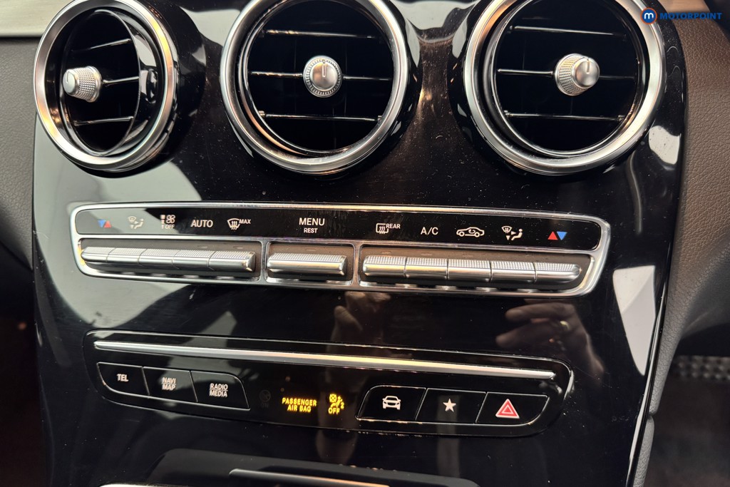 Mercedes-Benz GLC Amg Line Automatic Petrol SUV - Stock Number (1580817) - 17th supplementary image