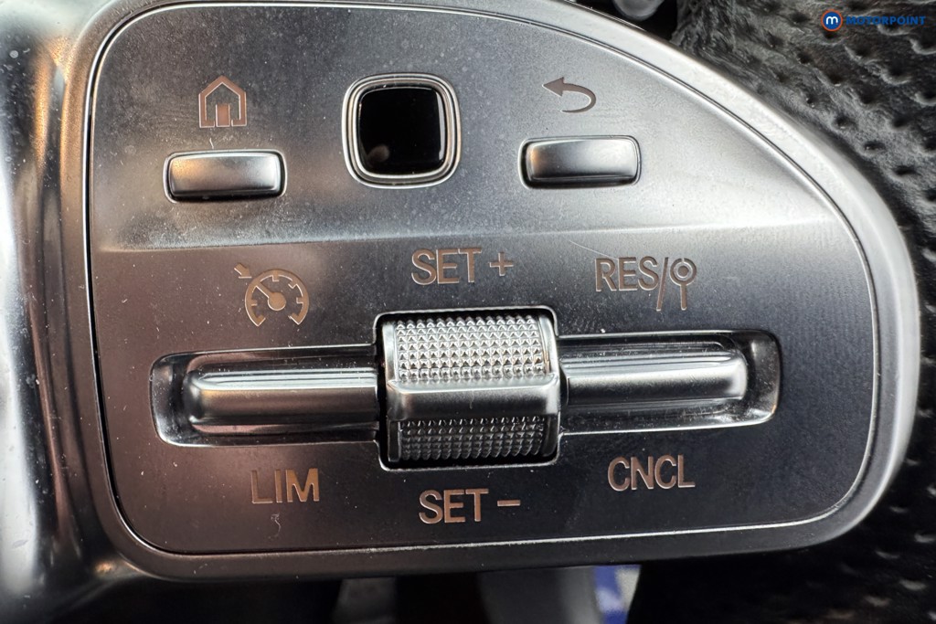 Mercedes-Benz GLC Amg Line Automatic Petrol SUV - Stock Number (1580817) - 20th supplementary image