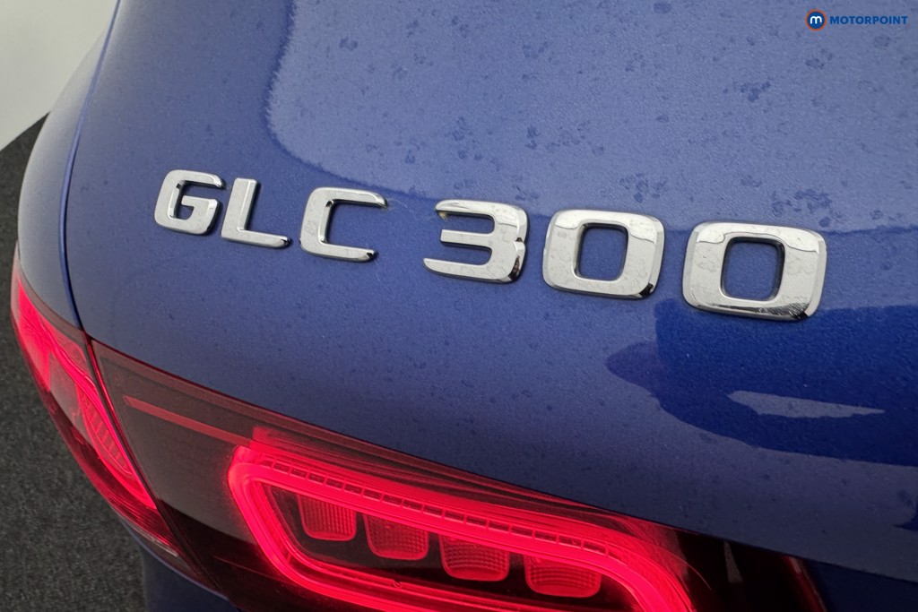 Mercedes-Benz GLC Amg Line Automatic Petrol SUV - Stock Number (1580817) - 33rd supplementary image