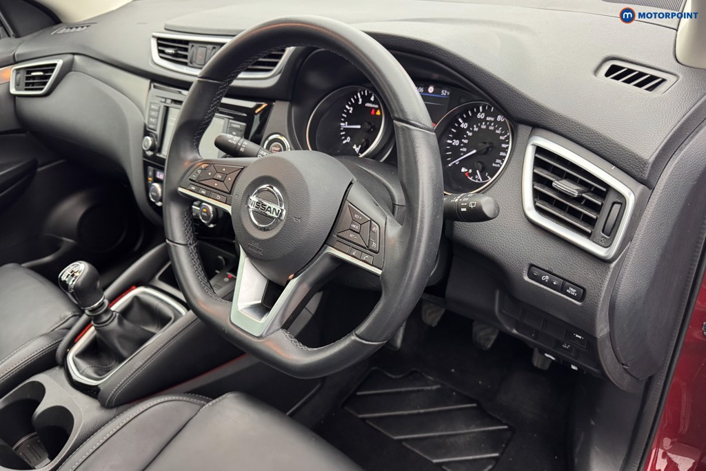 Nissan Qashqai N-Motion Manual Petrol SUV - Stock Number (1580824) - 7th supplementary image