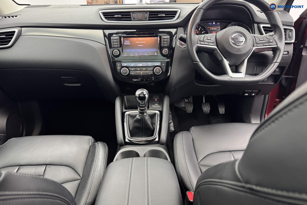 Nissan Qashqai N-Motion Manual Petrol SUV - Stock Number (1580824) - 12th supplementary image