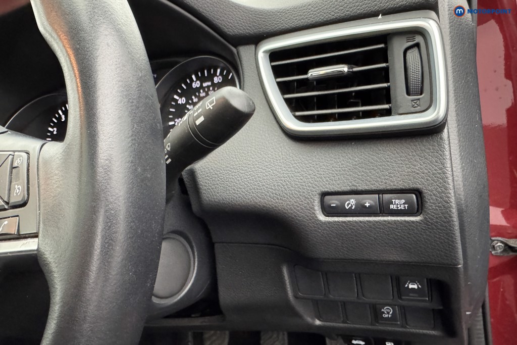 Nissan Qashqai N-Motion Manual Petrol SUV - Stock Number (1580824) - 21st supplementary image