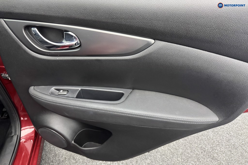 Nissan Qashqai N-Motion Manual Petrol SUV - Stock Number (1580824) - 25th supplementary image