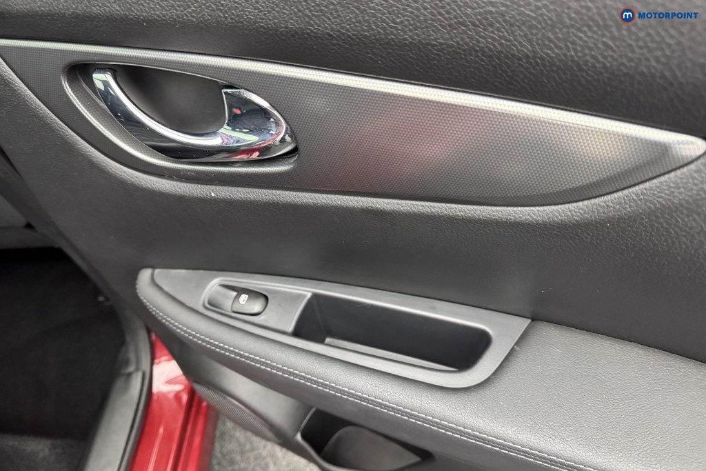 Nissan Qashqai N-Motion Manual Petrol SUV - Stock Number (1580824) - 26th supplementary image