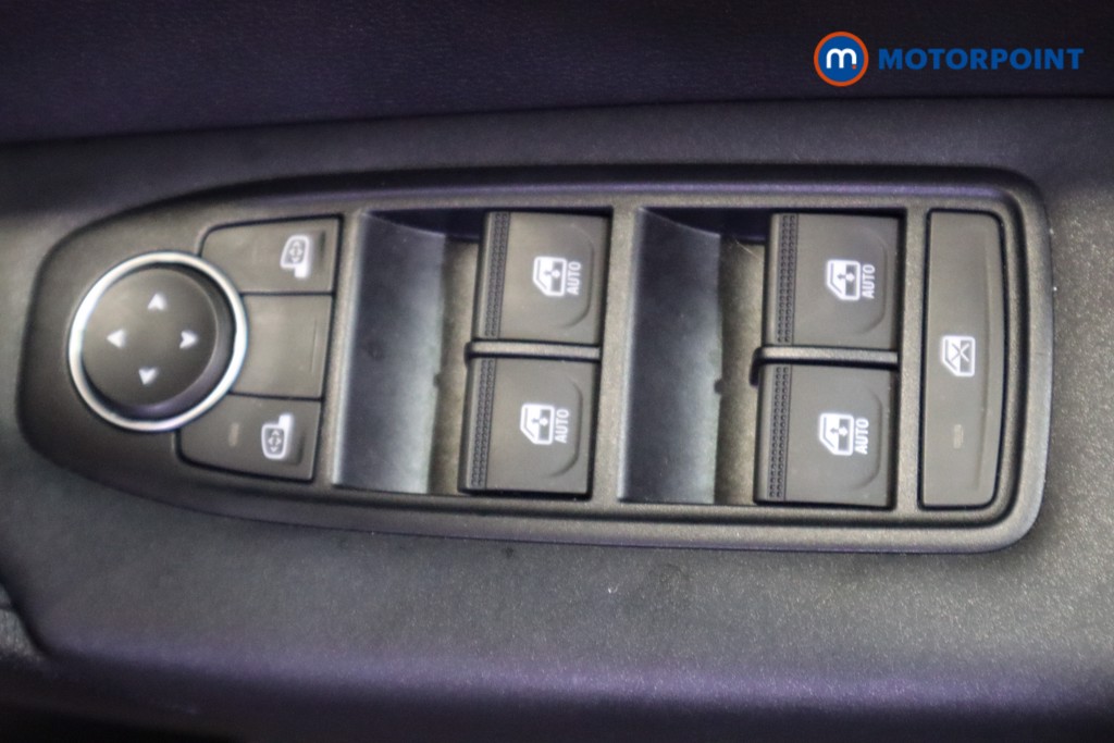 Renault Captur Iconic Edition Automatic Petrol-Electric Hybrid SUV - Stock Number (1581444) - 15th supplementary image