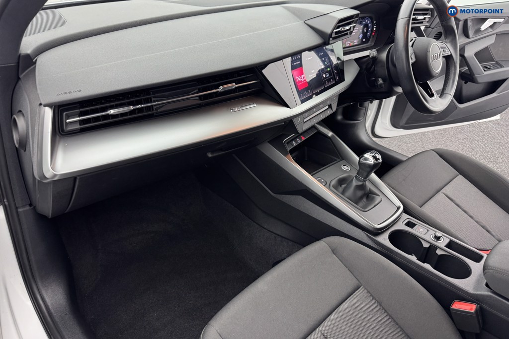 Audi A3 Technik Manual Petrol Hatchback - Stock Number (1581786) - 8th supplementary image