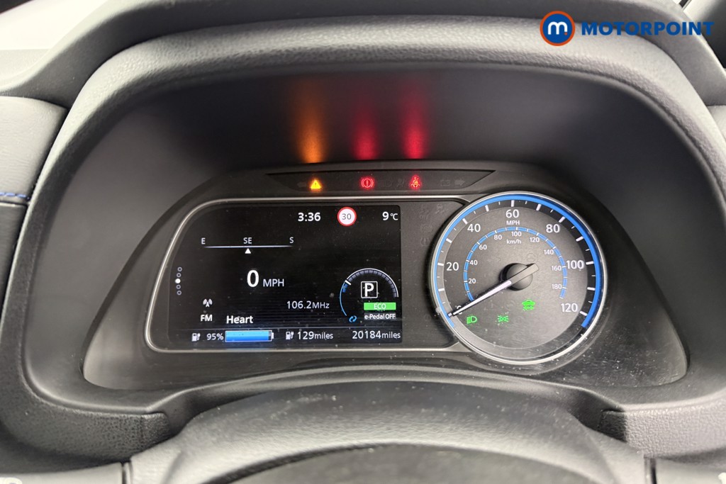 Nissan Leaf N-Connecta Automatic Electric Hatchback - Stock Number (1581934) - 5th supplementary image
