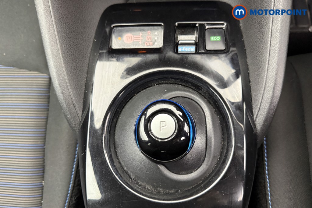 Nissan Leaf N-Connecta Automatic Electric Hatchback - Stock Number (1581934) - 12th supplementary image