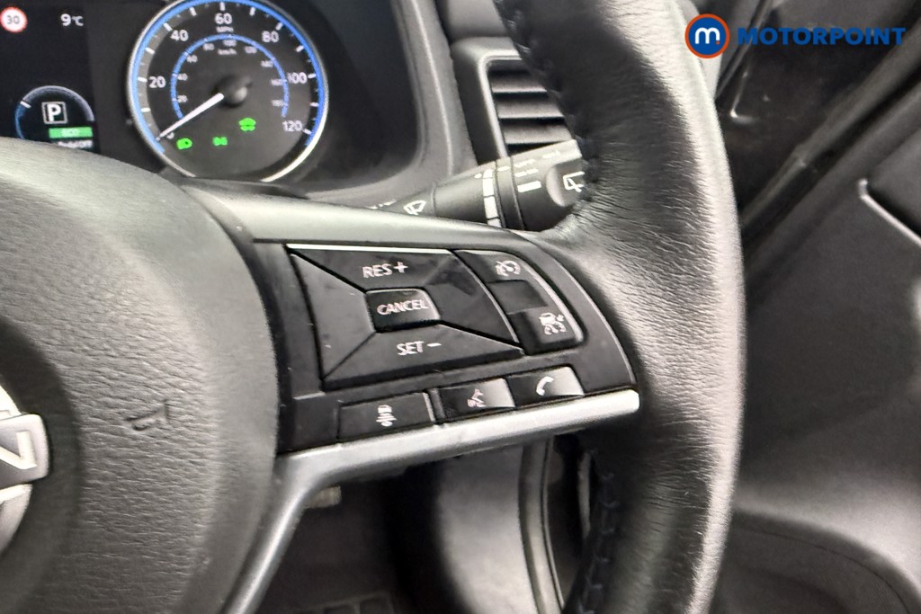 Nissan Leaf N-Connecta Automatic Electric Hatchback - Stock Number (1581934) - 14th supplementary image