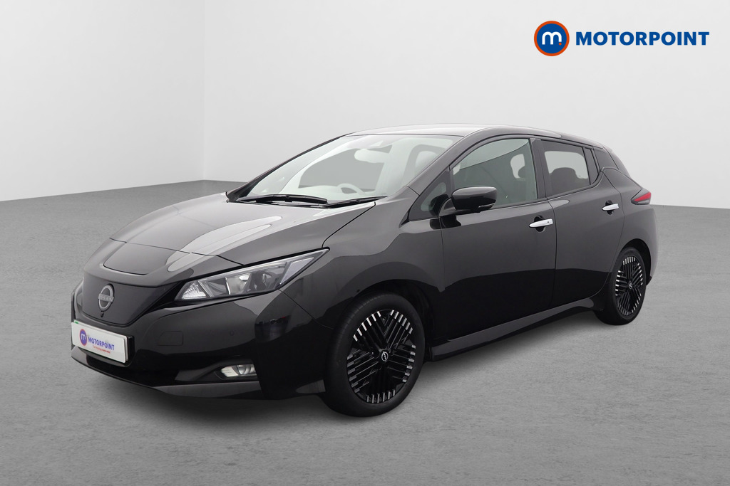 Nissan Leaf N-Connecta Automatic Electric Hatchback - Stock Number (1581934) - Passenger side front corner