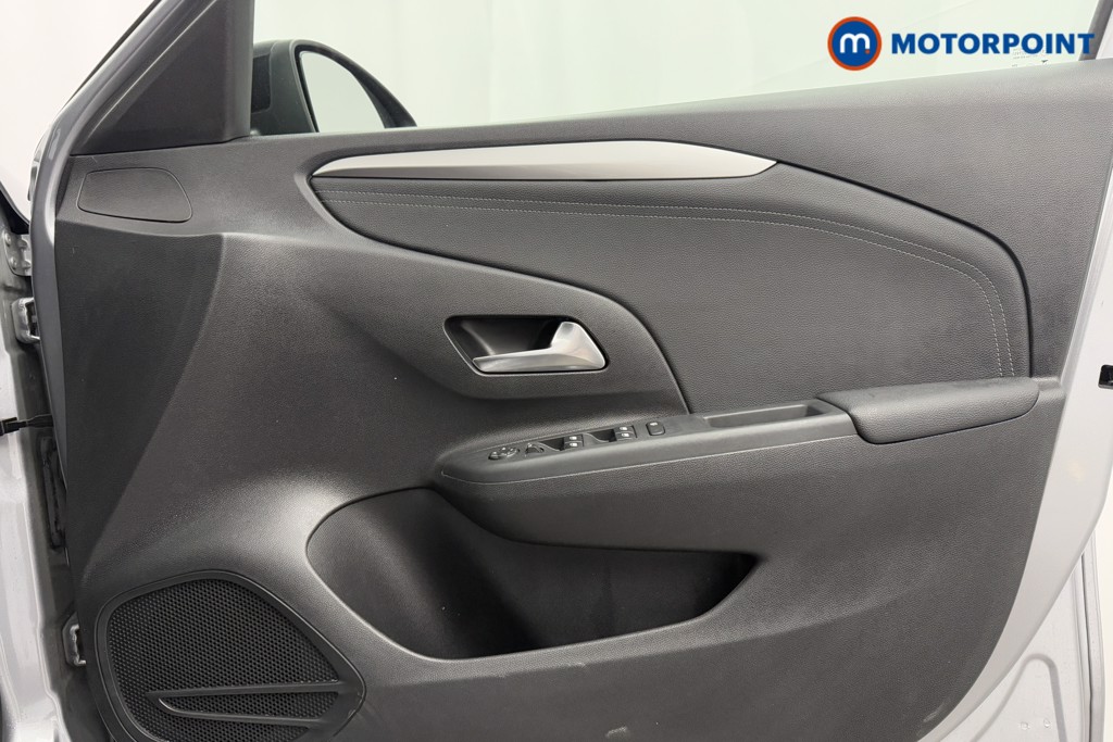 Vauxhall Corsa GS Manual Petrol Hatchback - Stock Number (1582188) - 17th supplementary image