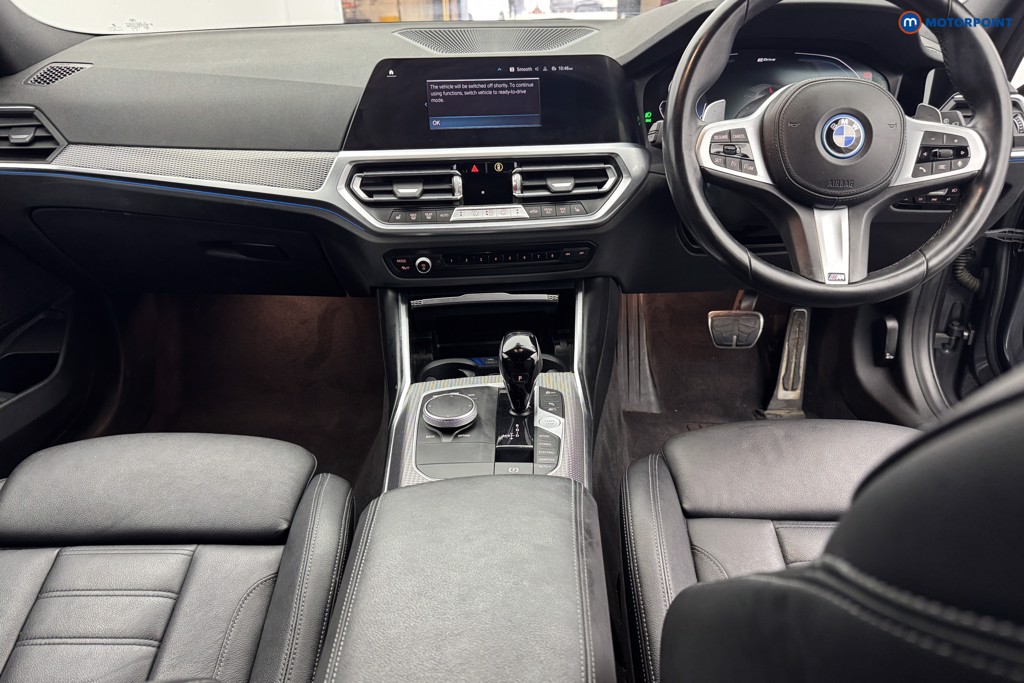 BMW 3 Series M Sport Automatic Petrol Plug-In Hybrid Estate - Stock Number (1582934) - 12th supplementary image