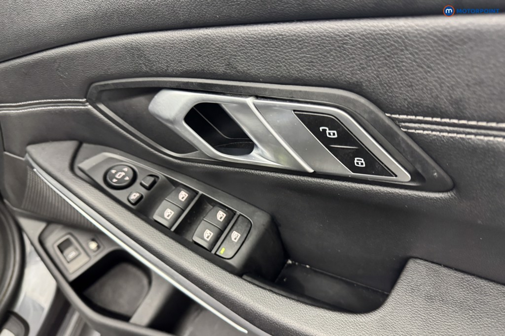 BMW 3 Series M Sport Automatic Petrol Plug-In Hybrid Estate - Stock Number (1582934) - 21st supplementary image