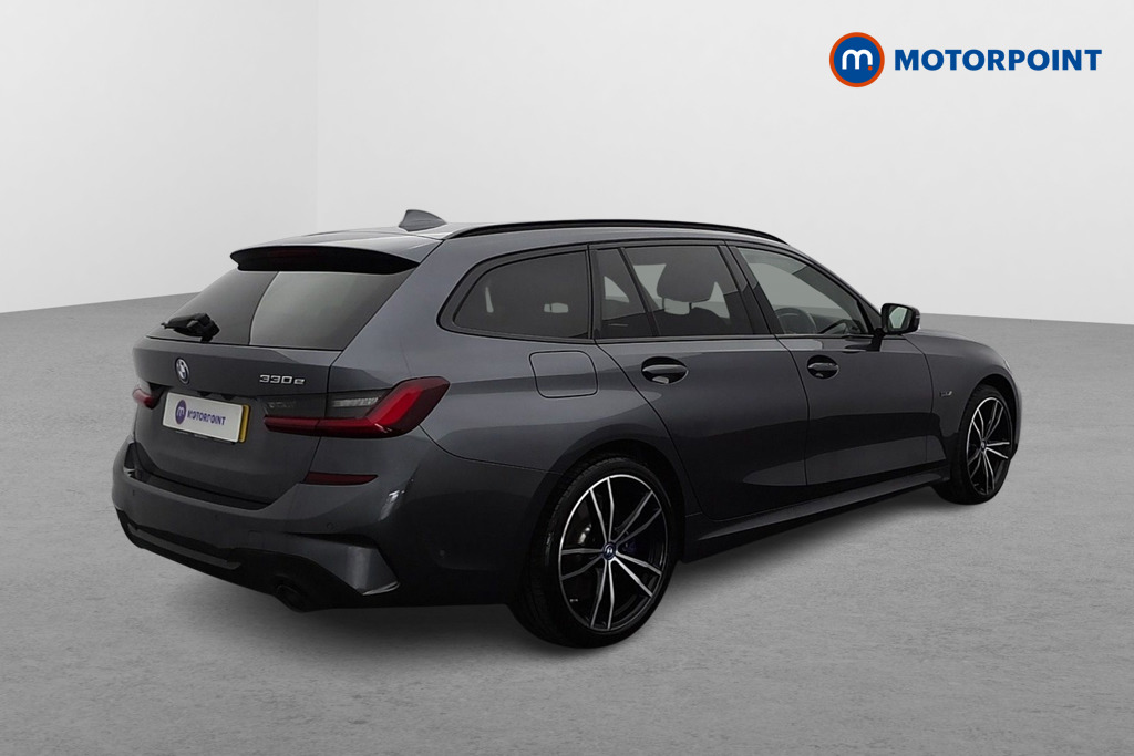 BMW 3 Series M Sport Automatic Petrol Plug-In Hybrid Estate - Stock Number (1582934) - Drivers side rear corner