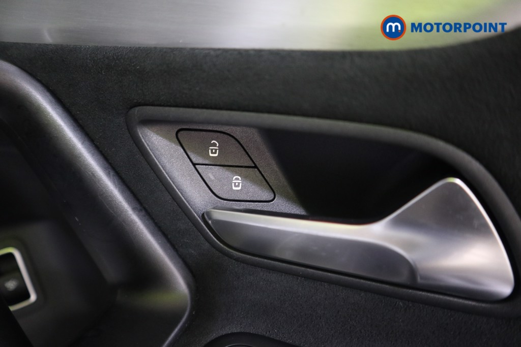 Mercedes-Benz A Class Amg Line Premium Edition Automatic Petrol Saloon - Stock Number (1582980) - 13th supplementary image