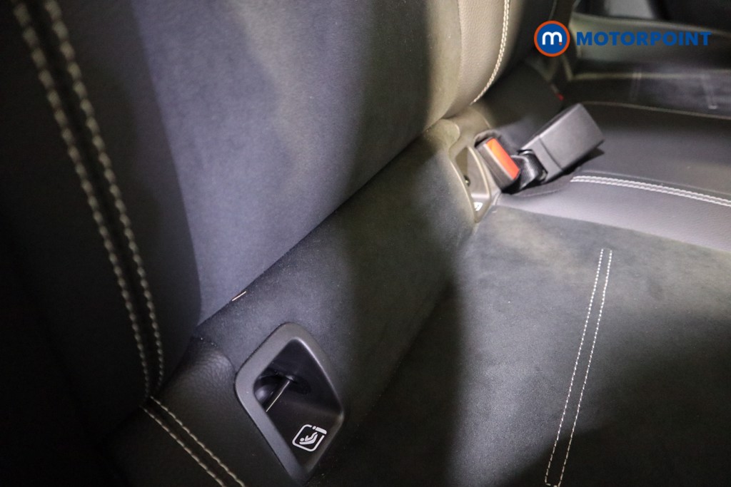 Mercedes-Benz A Class Amg Line Premium Edition Automatic Petrol Saloon - Stock Number (1582980) - 18th supplementary image