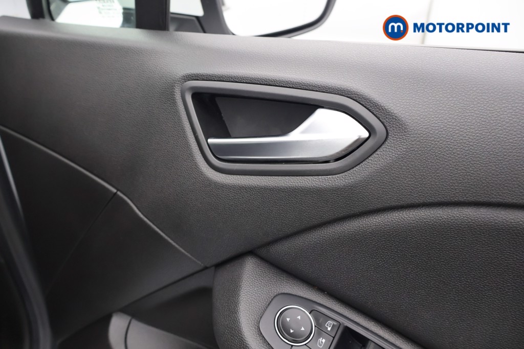 Renault Clio Play Manual Petrol Hatchback - Stock Number (1583069) - 16th supplementary image