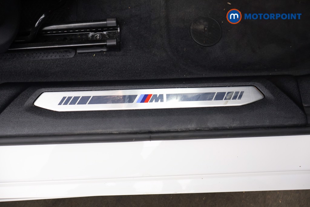 BMW 1 Series M Sport Automatic Diesel Hatchback - Stock Number (1584013) - 26th supplementary image