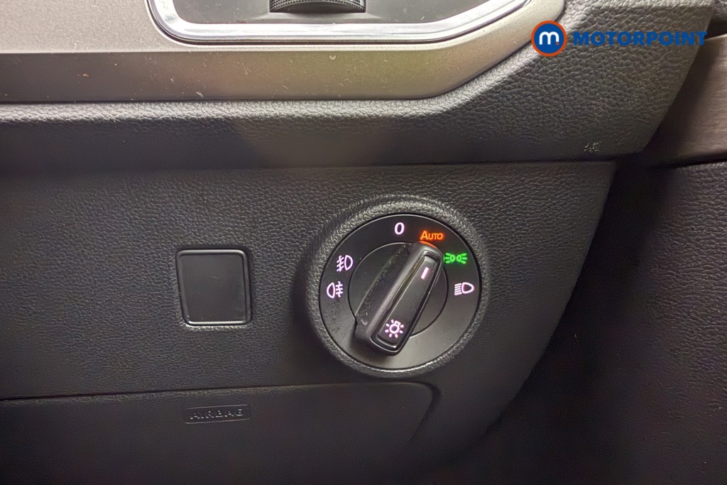 Seat Ateca Xperience Lux Manual Petrol SUV - Stock Number (1584079) - 17th supplementary image