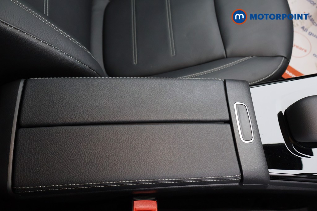 Mercedes-Benz CLA Amg Line Automatic Petrol Coupe - Stock Number (1584198) - 19th supplementary image