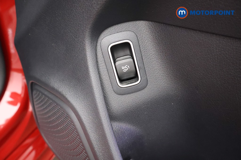 Mercedes-Benz CLA Amg Line Automatic Petrol Coupe - Stock Number (1584198) - 23rd supplementary image