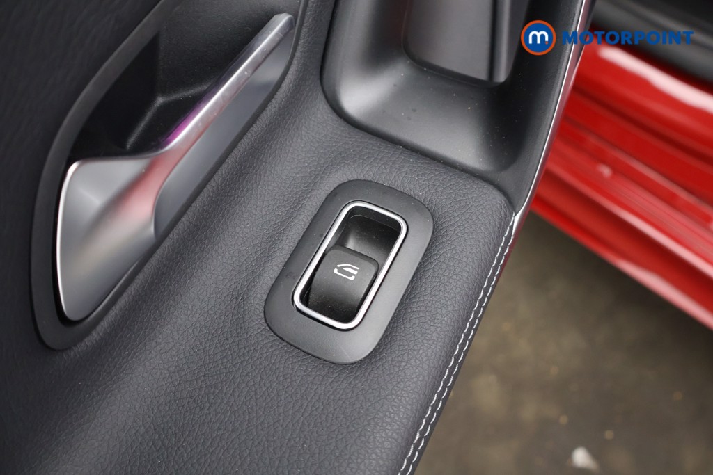 Mercedes-Benz CLA Amg Line Automatic Petrol Coupe - Stock Number (1584198) - 39th supplementary image