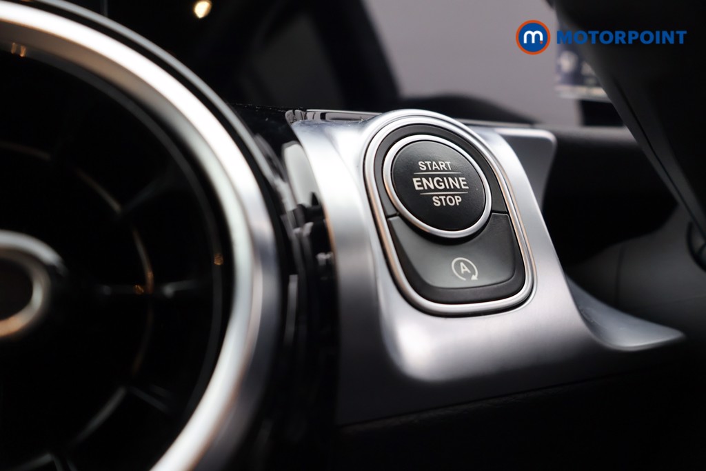 Mercedes-Benz GLB Amg Line Automatic Petrol SUV - Stock Number (1584429) - 11th supplementary image