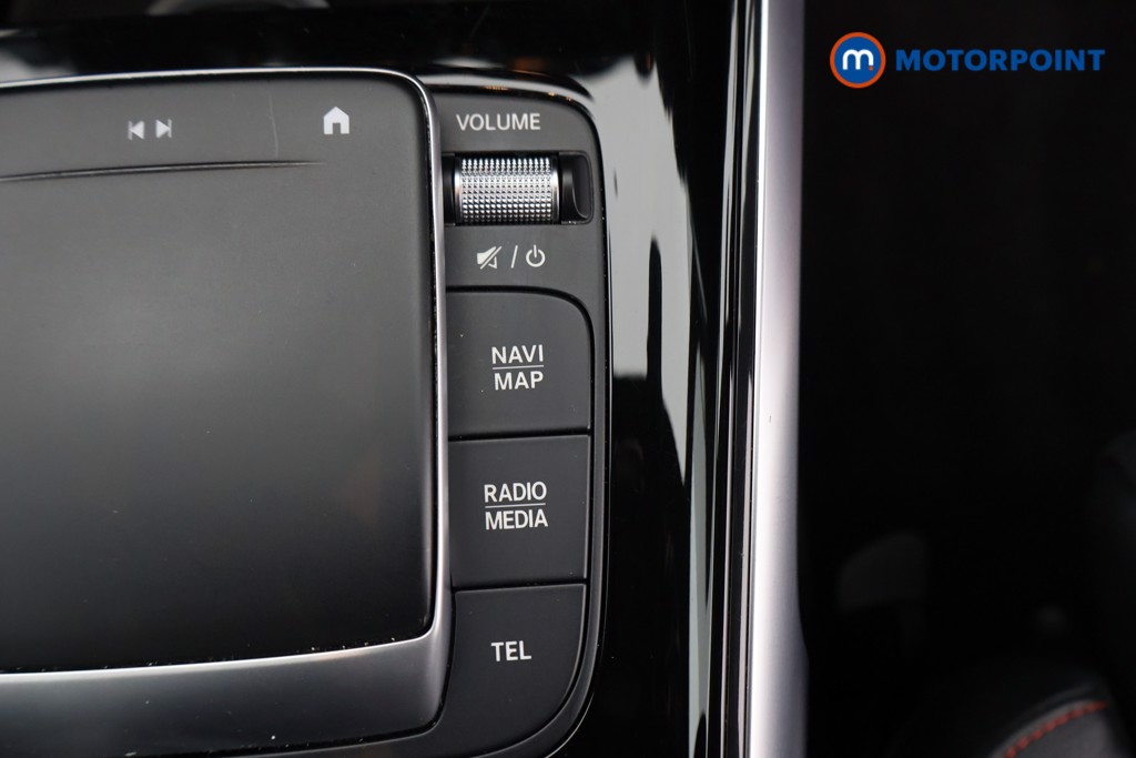 Mercedes-Benz GLB Amg Line Automatic Petrol SUV - Stock Number (1584429) - 16th supplementary image